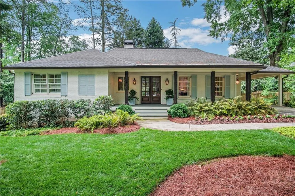 459 Carolwood Lane, Atlanta, Georgia 30342, 4 Bedrooms Bedrooms, ,3 BathroomsBathrooms,Residential,Sold,459 Carolwood Lane,6721092