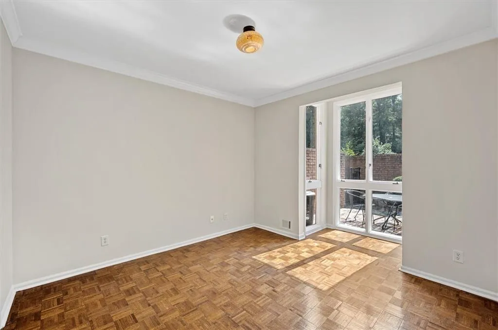 49 Willow Glen Ne, Atlanta, Georgia 30342, 4 Bedrooms Bedrooms, ,4 BathroomsBathrooms,Residential,Sold,49 Willow Glen Ne,7219076