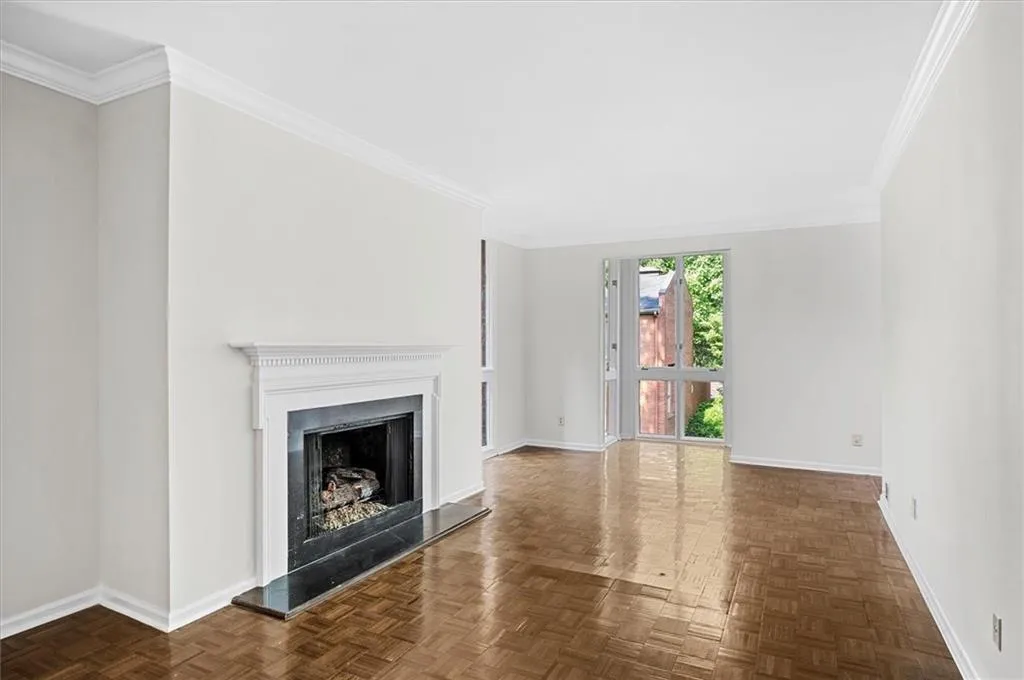 49 Willow Glen Ne, Atlanta, Georgia 30342, 4 Bedrooms Bedrooms, ,4 BathroomsBathrooms,Residential,Sold,49 Willow Glen Ne,7219076