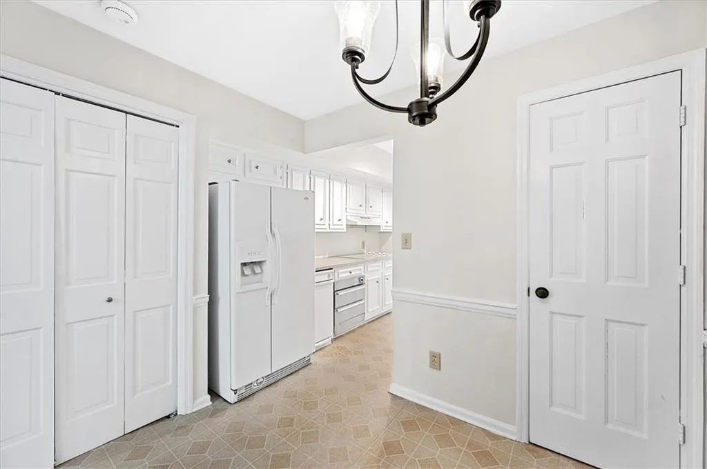 49 Willow Glen Ne, Atlanta, Georgia 30342, 4 Bedrooms Bedrooms, ,4 BathroomsBathrooms,Residential,Sold,49 Willow Glen Ne,7219076