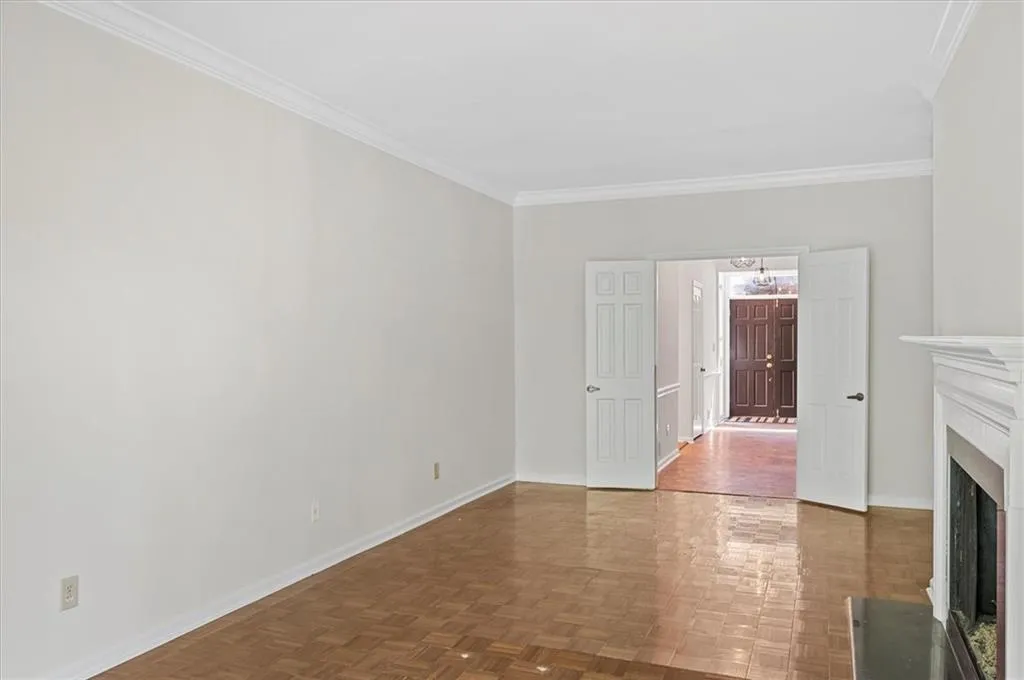 49 Willow Glen Ne, Atlanta, Georgia 30342, 4 Bedrooms Bedrooms, ,4 BathroomsBathrooms,Residential,Sold,49 Willow Glen Ne,7219076