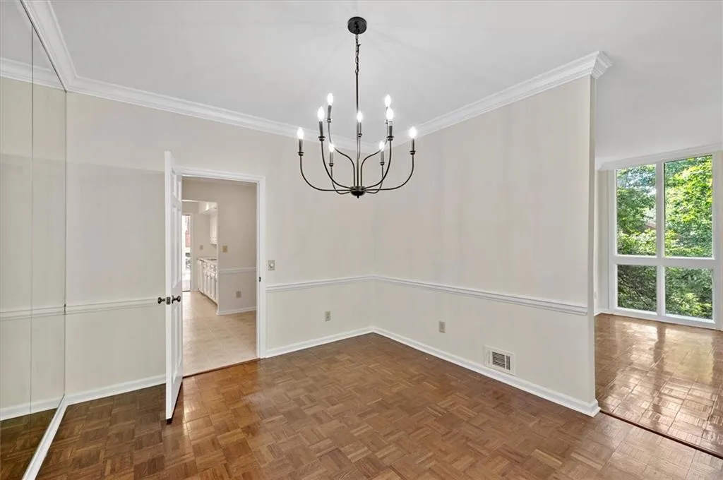 49 Willow Glen Ne, Atlanta, Georgia 30342, 4 Bedrooms Bedrooms, ,4 BathroomsBathrooms,Residential,Sold,49 Willow Glen Ne,7219076