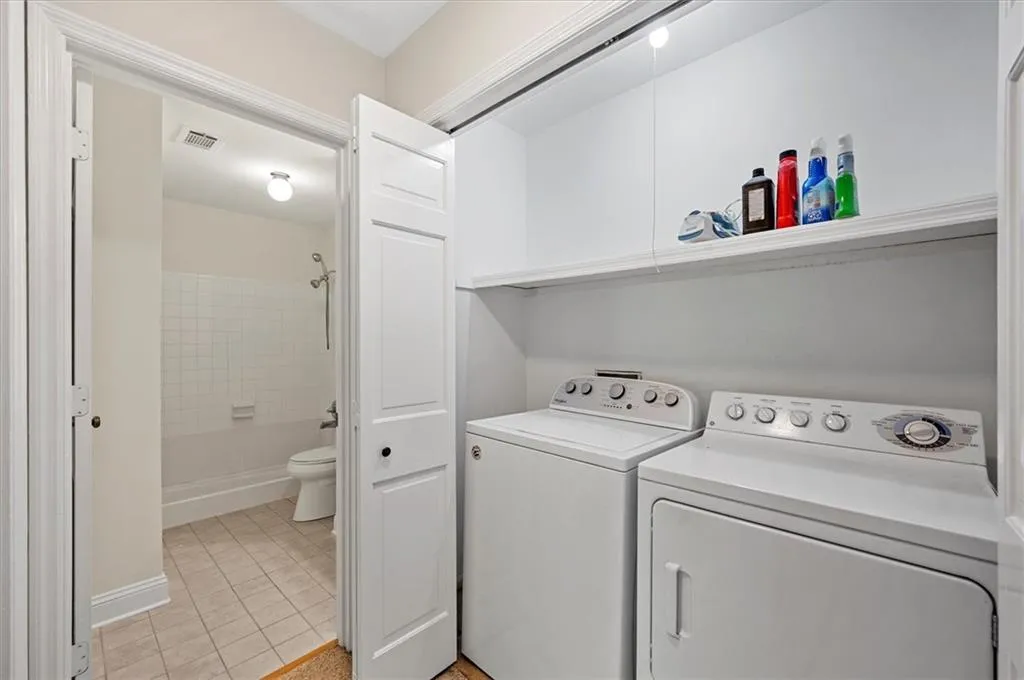 49 Willow Glen Ne, Atlanta, Georgia 30342, 4 Bedrooms Bedrooms, ,4 BathroomsBathrooms,Residential,Sold,49 Willow Glen Ne,7219076