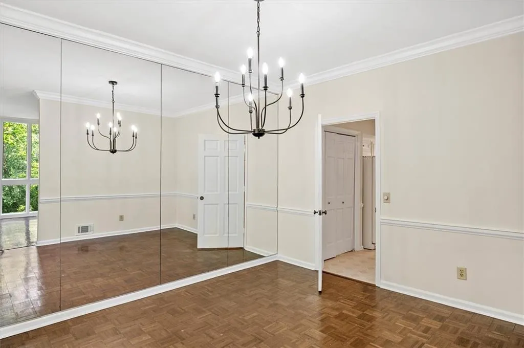 49 Willow Glen Ne, Atlanta, Georgia 30342, 4 Bedrooms Bedrooms, ,4 BathroomsBathrooms,Residential,Sold,49 Willow Glen Ne,7219076