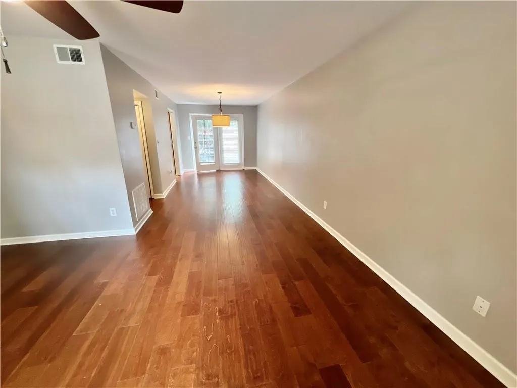 906 Brighton Point, Atlanta, Georgia 30328, 2 Bedrooms Bedrooms, ,2 BathroomsBathrooms,Residential,Sold,906 Brighton Point,7097638