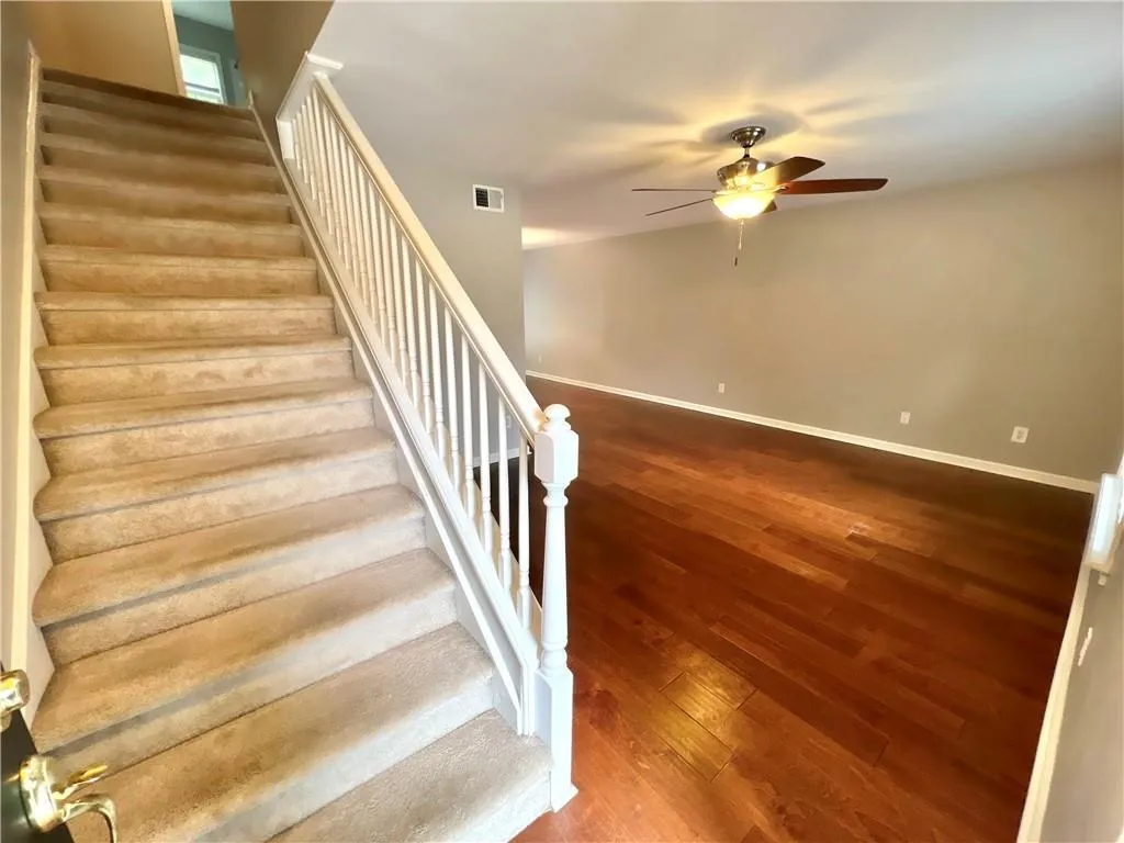 906 Brighton Point, Atlanta, Georgia 30328, 2 Bedrooms Bedrooms, ,2 BathroomsBathrooms,Residential,Sold,906 Brighton Point,7097638