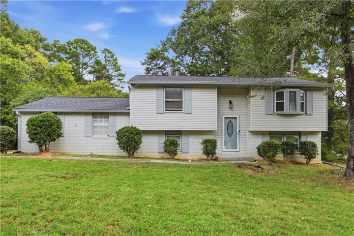 3724 Bramblevine Circle, Lithonia, Georgia 30038