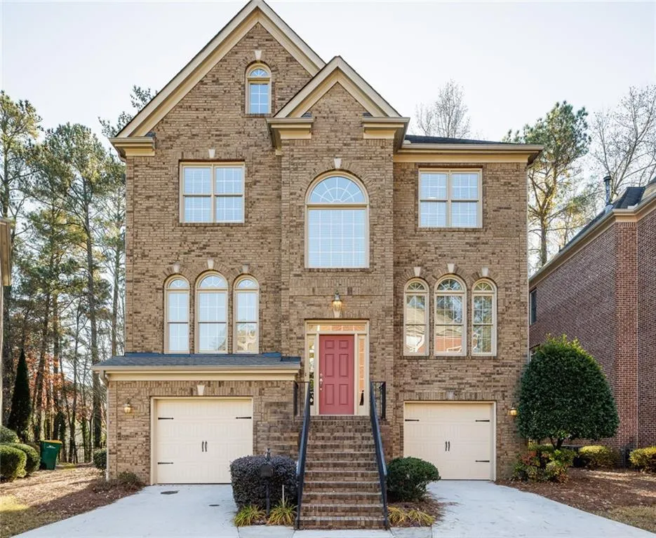 7285 Village Creek Trace, Sandy Springs, Georgia 30328, 4 Bedrooms Bedrooms, ,3 BathroomsBathrooms,Residential,Sold,7285 Village Creek Trace,6975101