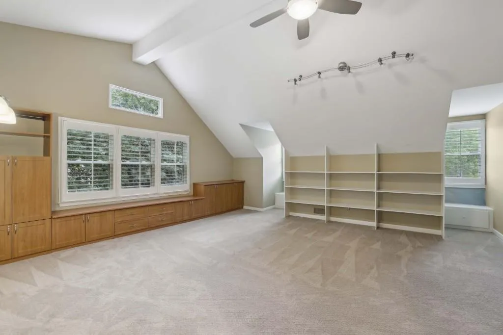 405 Ferry Landing Nw, Sandy Springs, Georgia 30328, 4 Bedrooms Bedrooms, ,3 BathroomsBathrooms,Residential,For Sale,405 Ferry Landing Nw,7621249