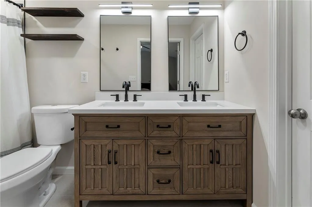 5147 Manerdale Drive Se Unit 5, Vinings, Georgia 30339, 4 Bedrooms Bedrooms, ,2 BathroomsBathrooms,Residential,For Sale,5147 Manerdale Drive Se Unit 5,7592443