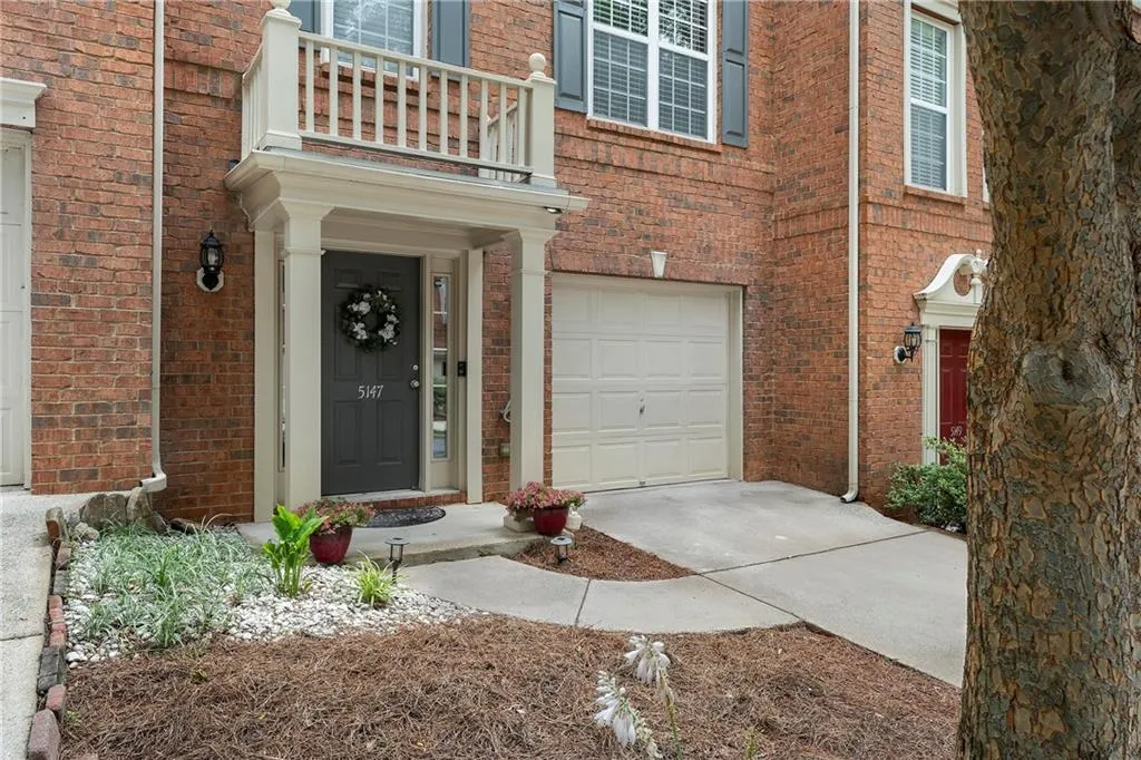 5147 Manerdale Drive Se Unit 5, Vinings, Georgia 30339, 4 Bedrooms Bedrooms, ,2 BathroomsBathrooms,Residential,For Sale,5147 Manerdale Drive Se Unit 5,7592443
