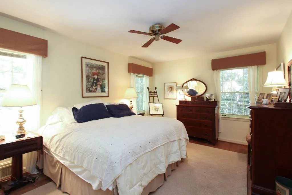 135 Pine Lake Drive, Sandy Springs, Georgia 30327, 4 Bedrooms Bedrooms, ,3 BathroomsBathrooms,Residential,Sold,135 Pine Lake Drive,5604860