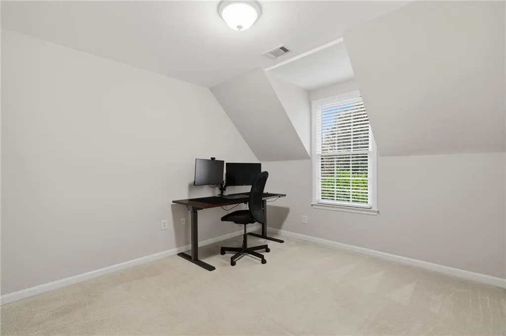 730 Hunting View Point., Atlanta, Georgia 30328, 4 Bedrooms Bedrooms, ,3 BathroomsBathrooms,Residential,Sold,730 Hunting View Point.,7703843