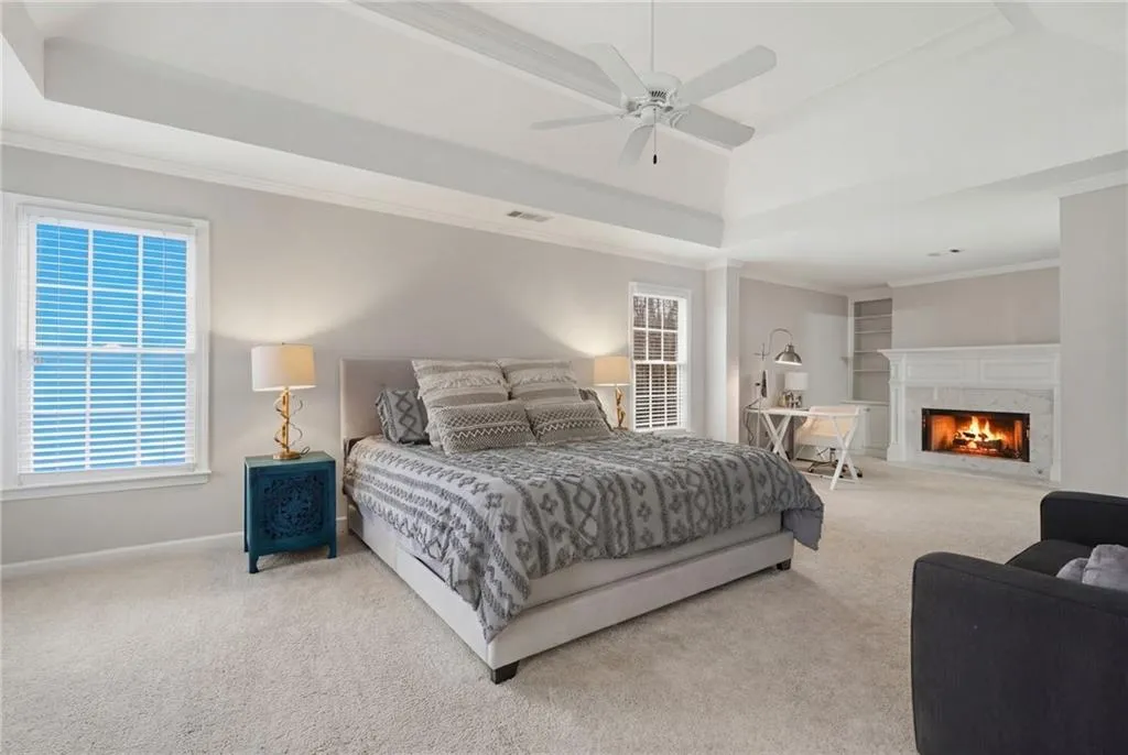 730 Hunting View Point., Atlanta, Georgia 30328, 4 Bedrooms Bedrooms, ,3 BathroomsBathrooms,Residential,Sold,730 Hunting View Point.,7703843