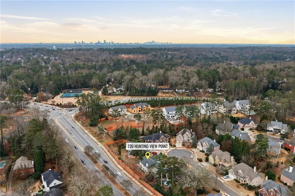 730 Hunting View Point., Atlanta, Georgia 30328, 4 Bedrooms Bedrooms, ,3 BathroomsBathrooms,Residential,Sold,730 Hunting View Point.,7703843