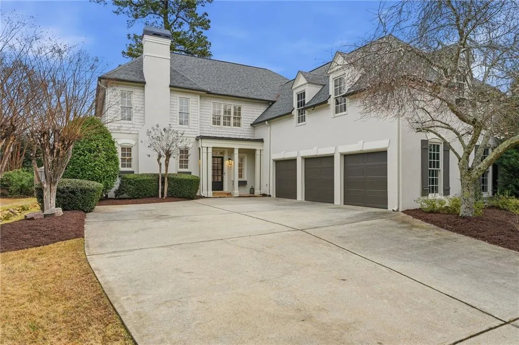 730 Hunting View Point., Atlanta, Georgia 30328, 4 Bedrooms Bedrooms, ,3 BathroomsBathrooms,Residential,Sold,730 Hunting View Point.,7703843