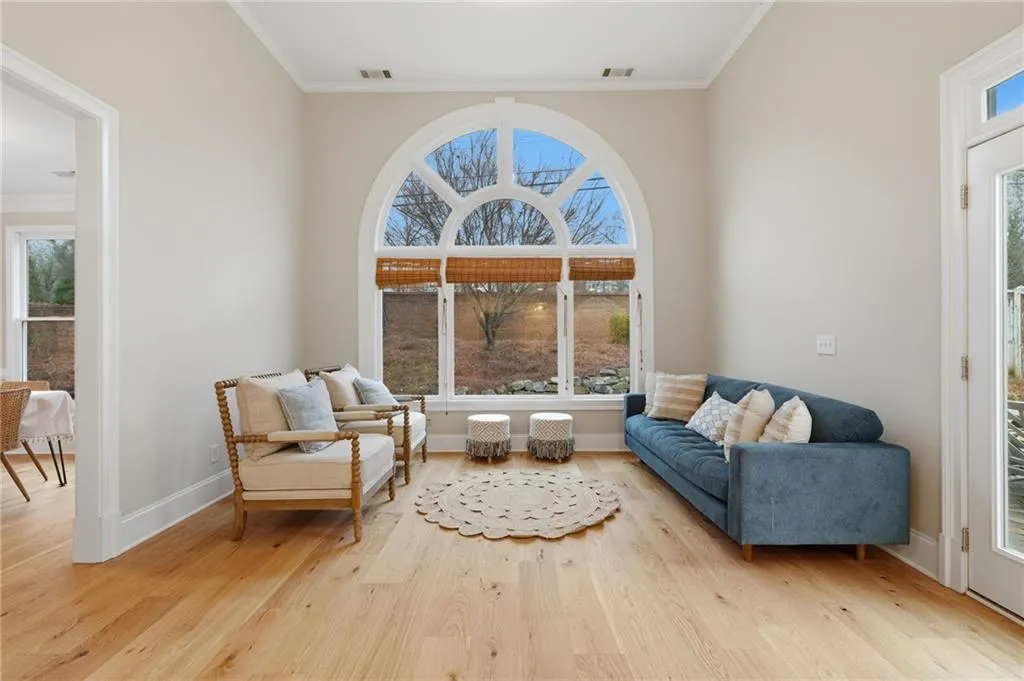 730 Hunting View Point., Atlanta, Georgia 30328, 4 Bedrooms Bedrooms, ,3 BathroomsBathrooms,Residential,Sold,730 Hunting View Point.,7703843
