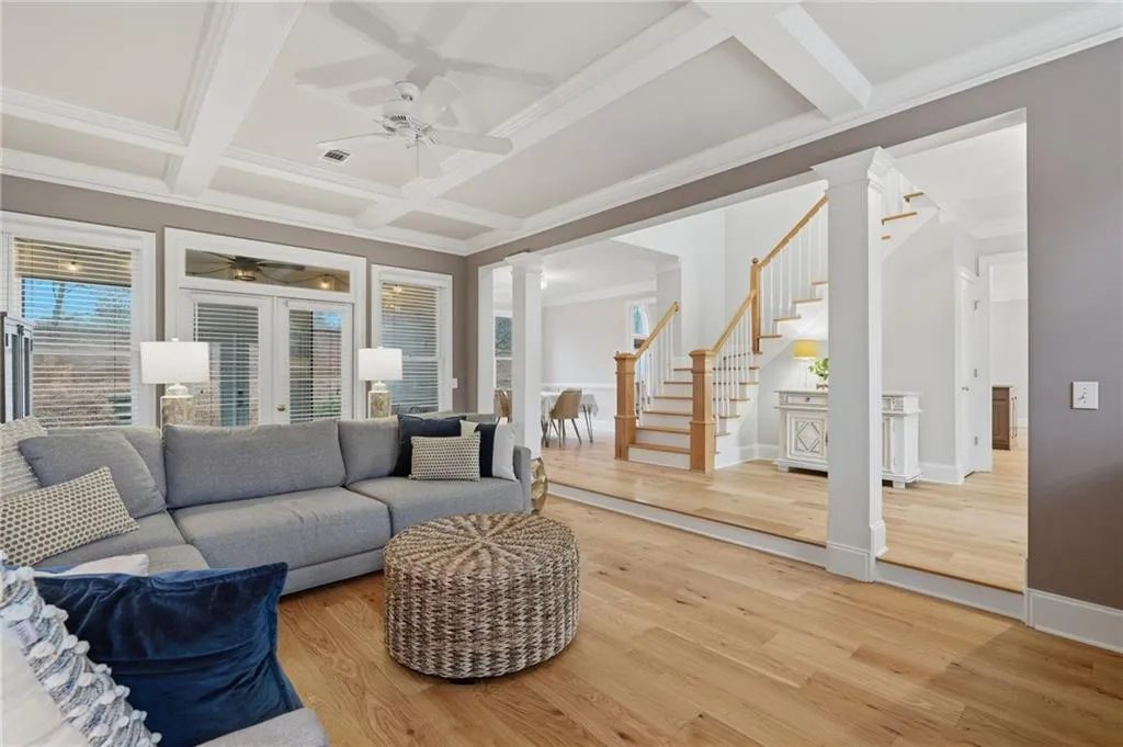730 Hunting View Point., Atlanta, Georgia 30328, 4 Bedrooms Bedrooms, ,3 BathroomsBathrooms,Residential,Sold,730 Hunting View Point.,7703843