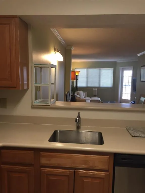 795 Hammond Drive Unit 1701, Sandy Springs, Georgia 30328, 2 Bedrooms Bedrooms, ,1 BathroomBathrooms,Residential,Sold,795 Hammond Drive Unit 1701,5794682