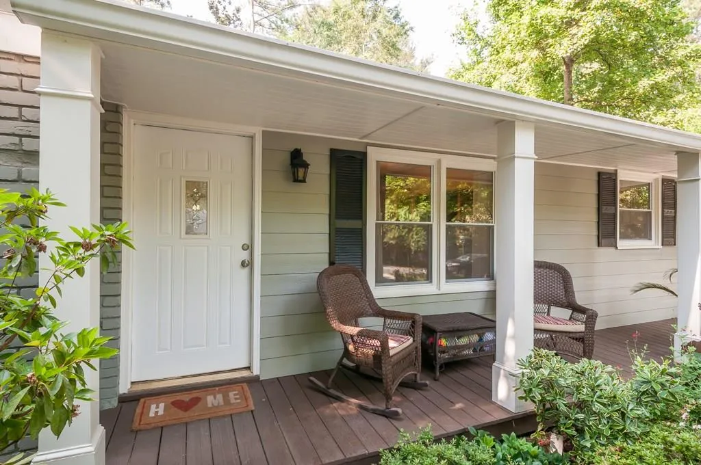 175 Chaseland Road, Atlanta, Georgia 30328, 3 Bedrooms Bedrooms, ,2 BathroomsBathrooms,Residential,Sold,175 Chaseland Road,5706818