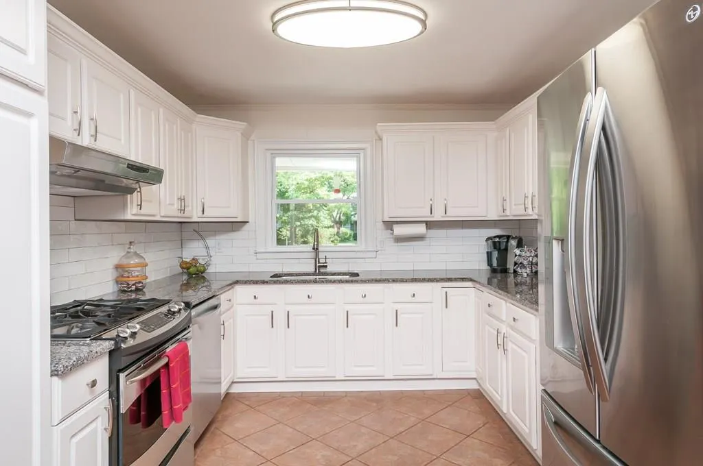 175 Chaseland Road, Atlanta, Georgia 30328, 3 Bedrooms Bedrooms, ,2 BathroomsBathrooms,Residential,Sold,175 Chaseland Road,5706818