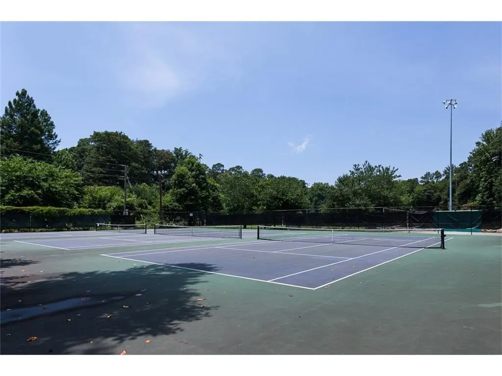 311 Peachtree Hills Avenue Ne Unit 7a, Atlanta, Georgia 30305, 2 Bedrooms Bedrooms, ,1 BathroomBathrooms,Residential,Sold,311 Peachtree Hills Avenue Ne Unit 7a,5765316
