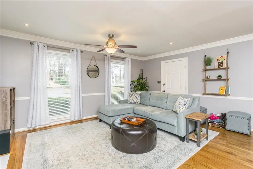 9130 Carroll Manor Drive, Sandy Springs, Georgia 30350, 2 Bedrooms Bedrooms, ,2 BathroomsBathrooms,Residential,Sold,9130 Carroll Manor Drive,6115372