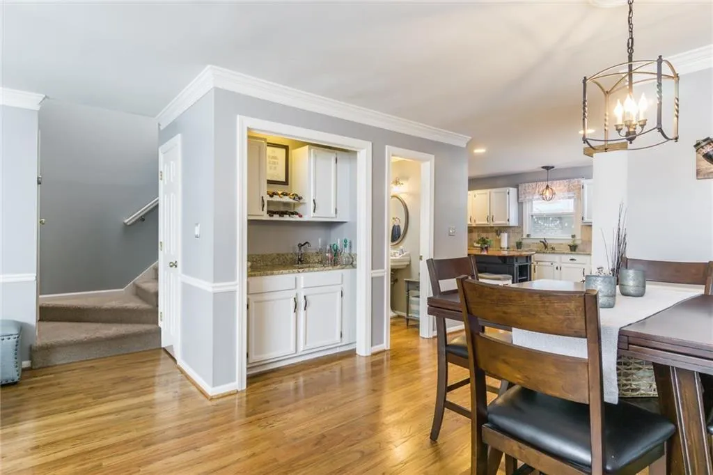 9130 Carroll Manor Drive, Sandy Springs, Georgia 30350, 2 Bedrooms Bedrooms, ,2 BathroomsBathrooms,Residential,Sold,9130 Carroll Manor Drive,6115372