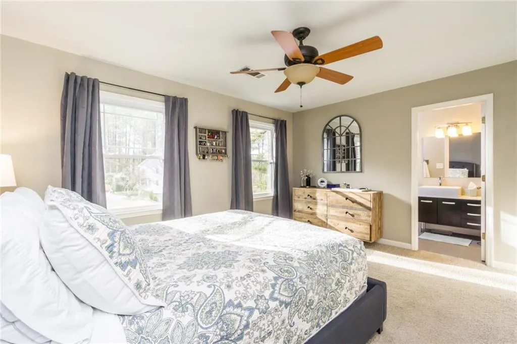 9130 Carroll Manor Drive, Sandy Springs, Georgia 30350, 2 Bedrooms Bedrooms, ,2 BathroomsBathrooms,Residential,Sold,9130 Carroll Manor Drive,6115372