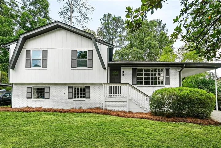 8276 San Jose Trail, Jonesboro, Georgia 30236
