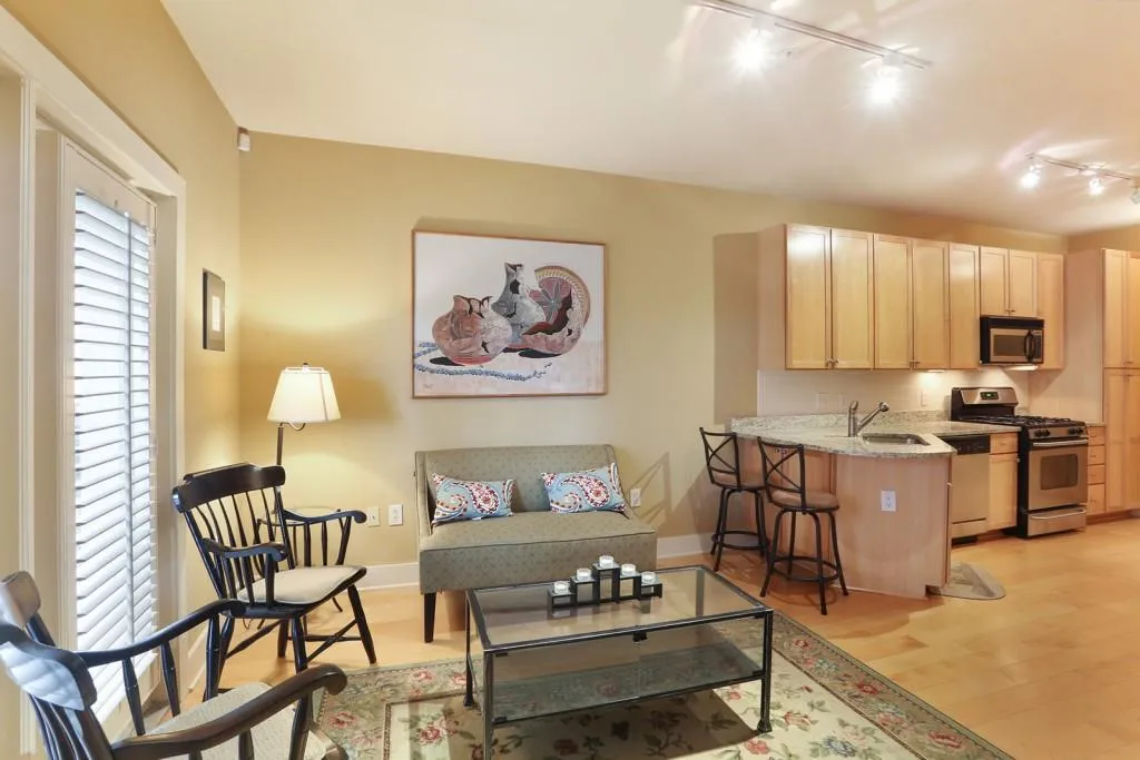 799 Hammond Drive Unit 303, Atlanta, Georgia 30328, 1 Bedroom Bedrooms, ,1 BathroomBathrooms,Residential,Sold,799 Hammond Drive Unit 303,6101339