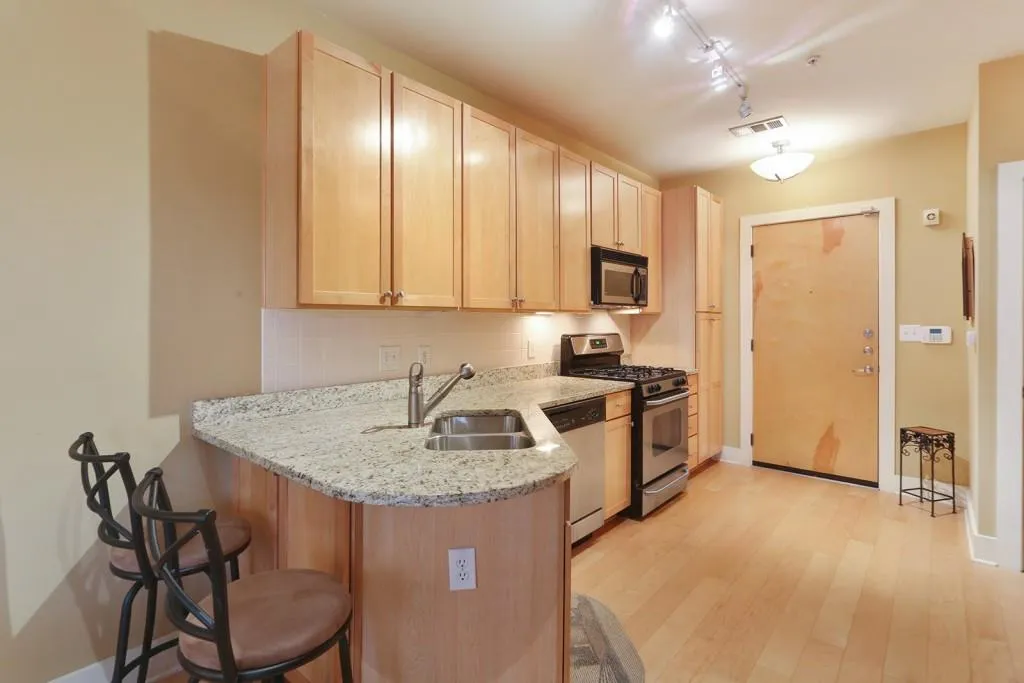 799 Hammond Drive Unit 303, Atlanta, Georgia 30328, 1 Bedroom Bedrooms, ,1 BathroomBathrooms,Residential,Sold,799 Hammond Drive Unit 303,6101339