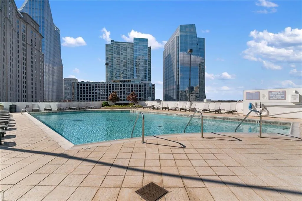 3324 Peachtree Unit 1813, Atlanta, Georgia 30326, 1 Bedroom Bedrooms, ,1 BathroomBathrooms,Residential,For Sale,3324 Peachtree Unit 1813,7588792