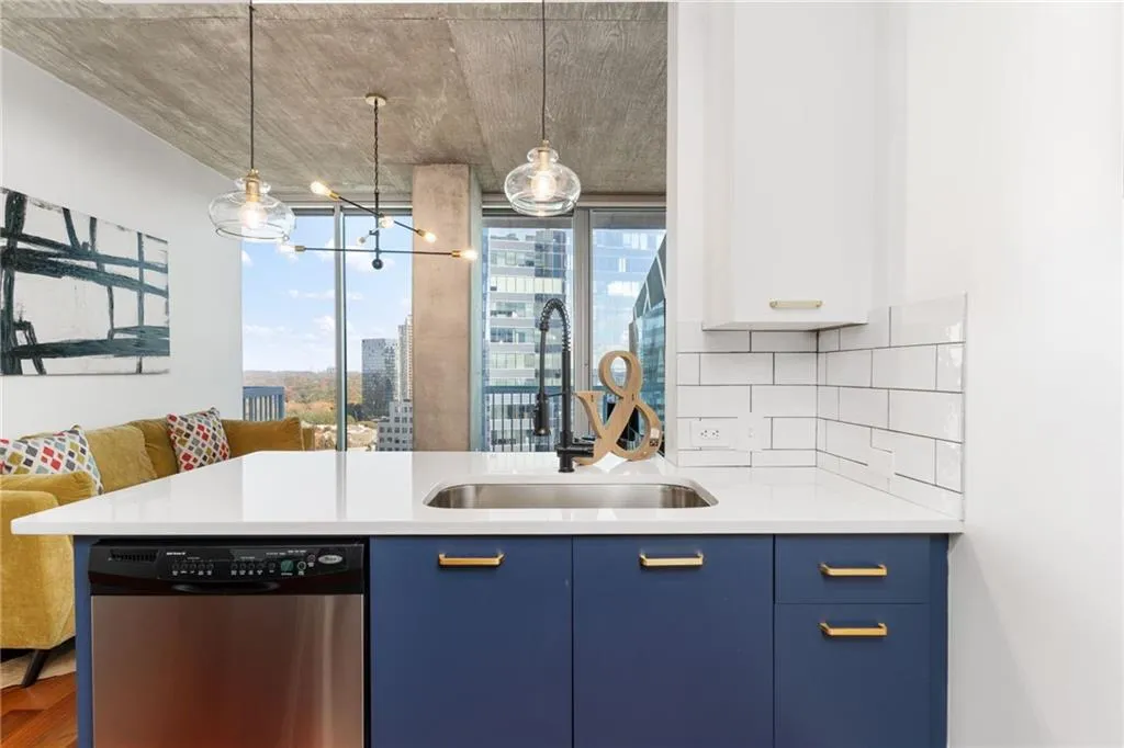 3324 Peachtree Unit 1813, Atlanta, Georgia 30326, 1 Bedroom Bedrooms, ,1 BathroomBathrooms,Residential,For Sale,3324 Peachtree Unit 1813,7588792