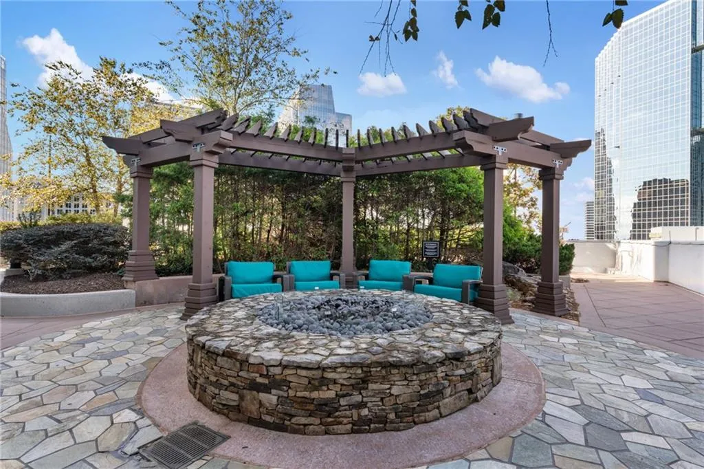 3324 Peachtree Unit 1813, Atlanta, Georgia 30326, 1 Bedroom Bedrooms, ,1 BathroomBathrooms,Residential,For Sale,3324 Peachtree Unit 1813,7588792