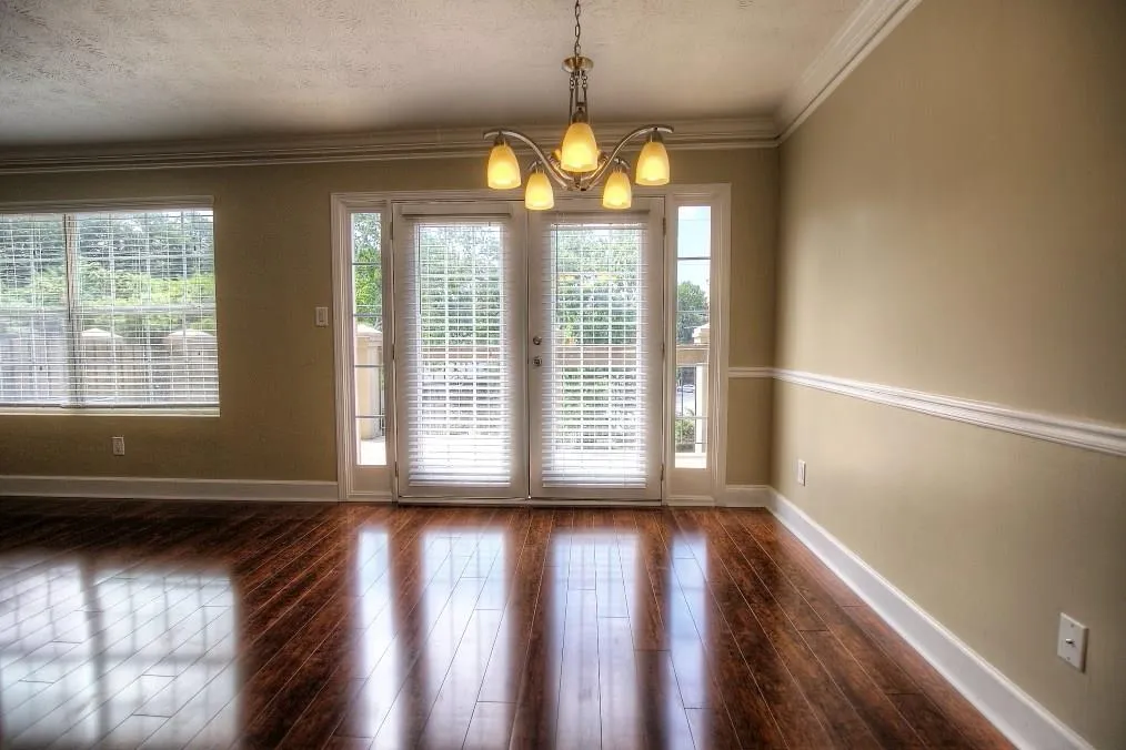 6980 Roswell Road Ne Unit B5, Sandy Springs, Georgia 30328, 2 Bedrooms Bedrooms, ,1 BathroomBathrooms,Residential,Sold,6980 Roswell Road Ne Unit B5,5728011