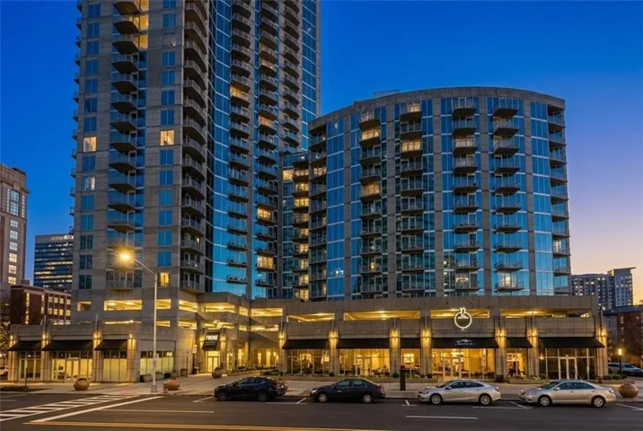 400 W Peachtree Street Nw Unit 2006, Atlanta, Georgia 30308