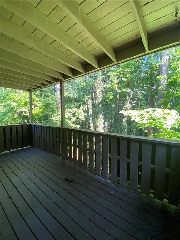 303 Woodcliff Drive, Sandy Springs, Georgia 30350, 1 Bedroom Bedrooms, ,1 BathroomBathrooms,Residential,Sold,303 Woodcliff Drive,6939468