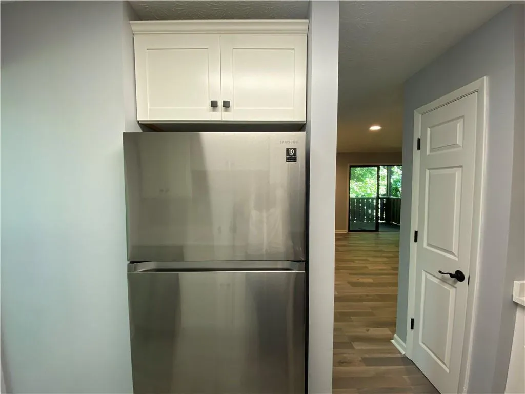 303 Woodcliff Drive, Sandy Springs, Georgia 30350, 1 Bedroom Bedrooms, ,1 BathroomBathrooms,Residential,Sold,303 Woodcliff Drive,6939468