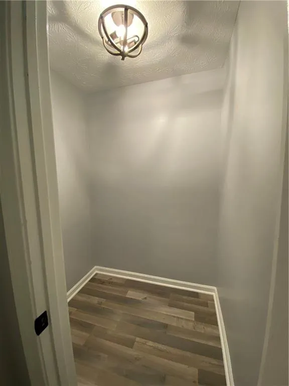 303 Woodcliff Drive, Sandy Springs, Georgia 30350, 1 Bedroom Bedrooms, ,1 BathroomBathrooms,Residential,Sold,303 Woodcliff Drive,6939468