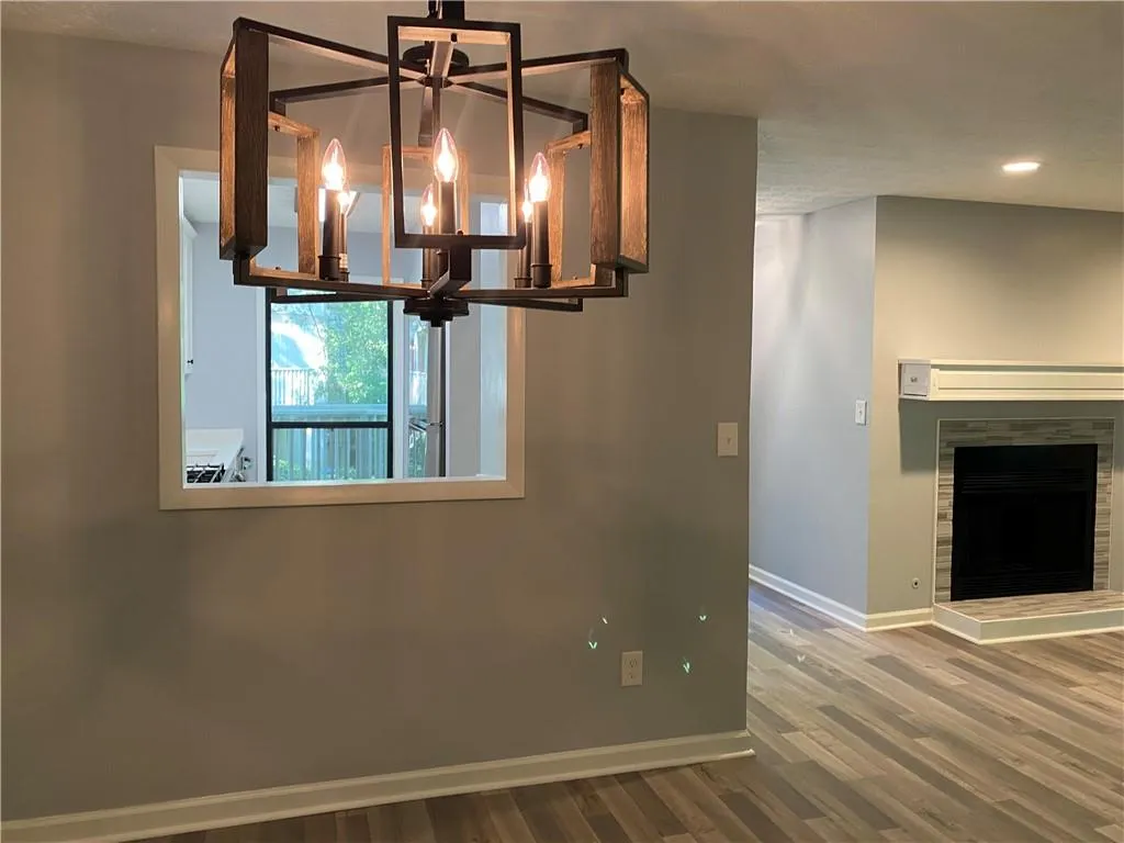 303 Woodcliff Drive, Sandy Springs, Georgia 30350, 1 Bedroom Bedrooms, ,1 BathroomBathrooms,Residential,Sold,303 Woodcliff Drive,6939468