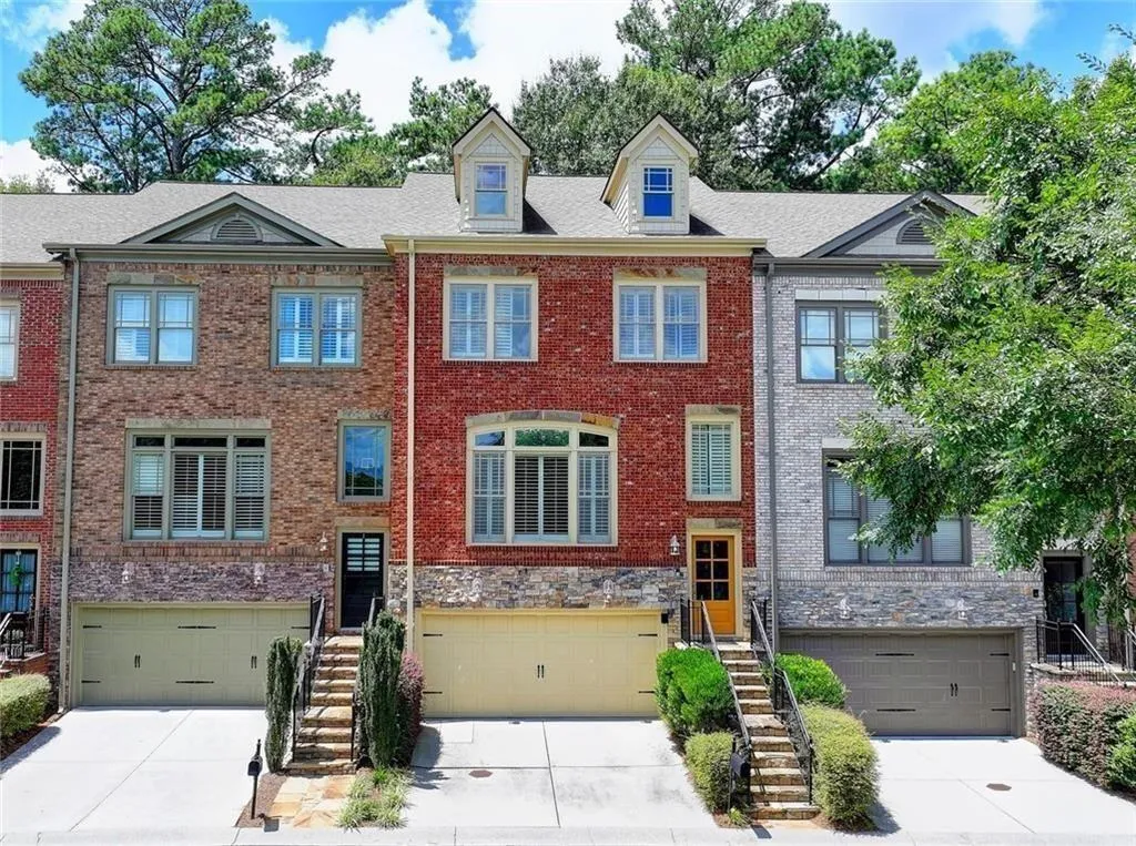 350 Mystic Ridge Lane, Atlanta, Georgia 30342, 4 Bedrooms Bedrooms, ,3 BathroomsBathrooms,Residential,For Sale,350 Mystic Ridge Lane,7690134