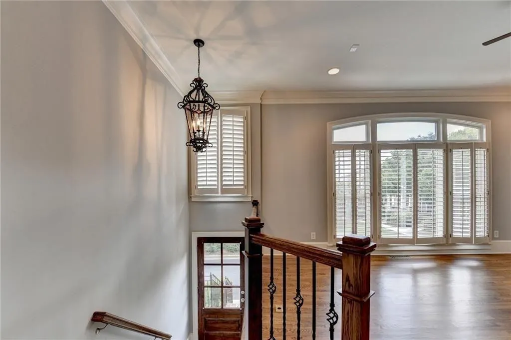 Entry - Great natural light!