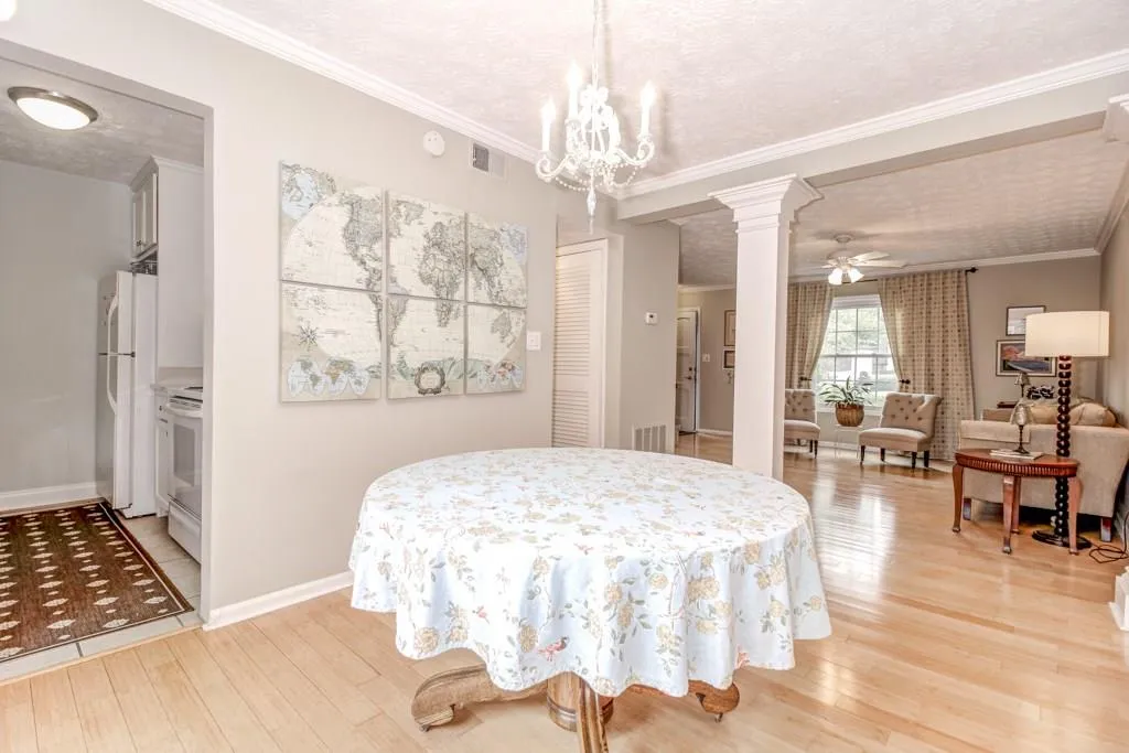 6704 Park Avenue Unit D7, Atlanta, Georgia 30342, 2 Bedrooms Bedrooms, ,1 BathroomBathrooms,Residential,Sold,6704 Park Avenue Unit D7,5626684