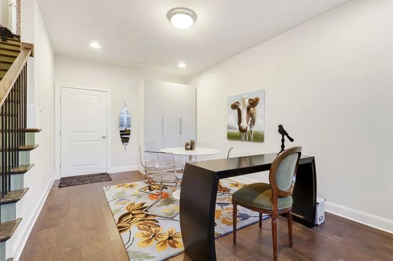 4231 Deming Circle, Sandy Springs, Georgia 30342, 2 Bedrooms Bedrooms, ,2 BathroomsBathrooms,Residential,Sold,4231 Deming Circle,6614773
