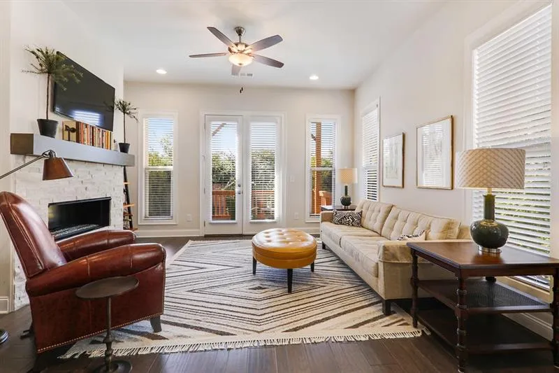 4231 Deming Circle, Sandy Springs, Georgia 30342, 2 Bedrooms Bedrooms, ,2 BathroomsBathrooms,Residential,Sold,4231 Deming Circle,6614773