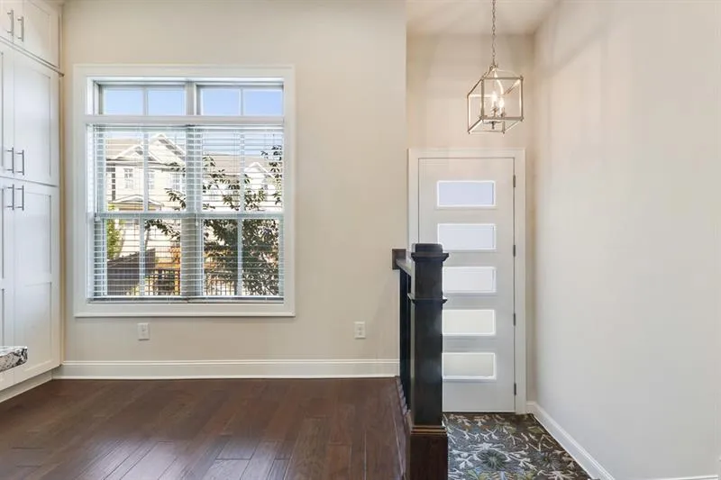 4231 Deming Circle, Sandy Springs, Georgia 30342, 2 Bedrooms Bedrooms, ,2 BathroomsBathrooms,Residential,Sold,4231 Deming Circle,6614773