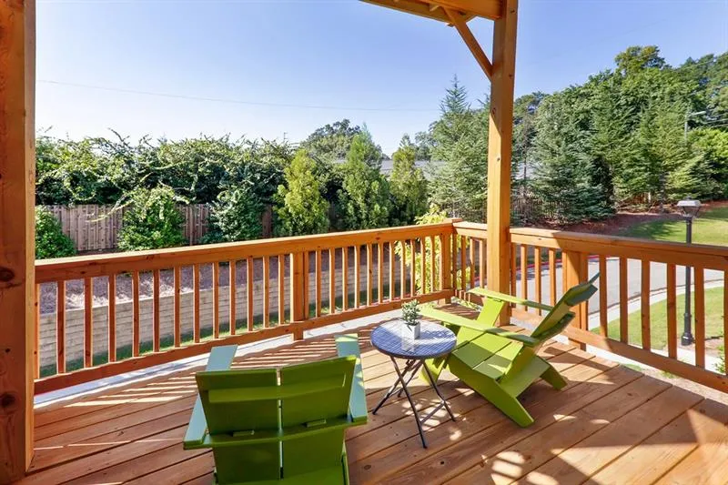 4231 Deming Circle, Sandy Springs, Georgia 30342, 2 Bedrooms Bedrooms, ,2 BathroomsBathrooms,Residential,Sold,4231 Deming Circle,6614773