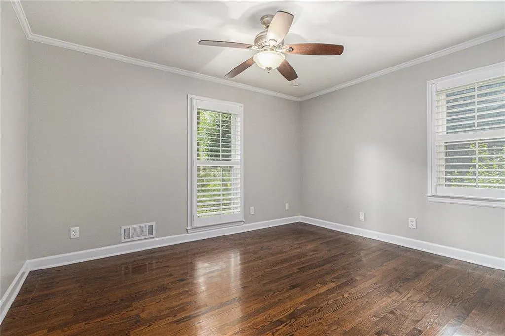 170 Berwick Drive, Atlanta, Georgia 30328, 4 Bedrooms Bedrooms, ,3 BathroomsBathrooms,Residential,For Sale,170 Berwick Drive,7637028
