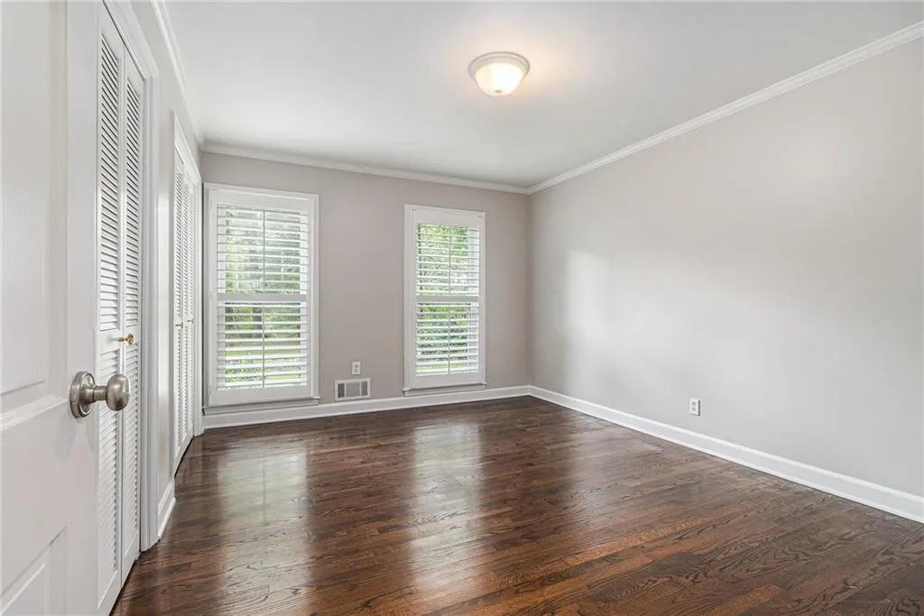 170 Berwick Drive, Atlanta, Georgia 30328, 4 Bedrooms Bedrooms, ,3 BathroomsBathrooms,Residential,For Sale,170 Berwick Drive,7637028